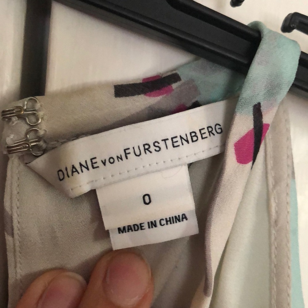 Diane Von Furstenburg silk top - 0 - Picture 3 of 5